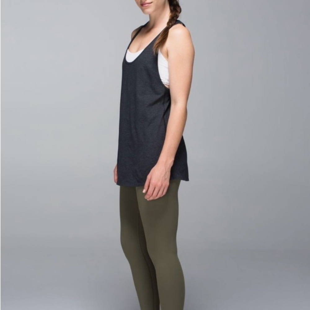 Women’s Lululemon Om Racerback - Size 6 - NWT